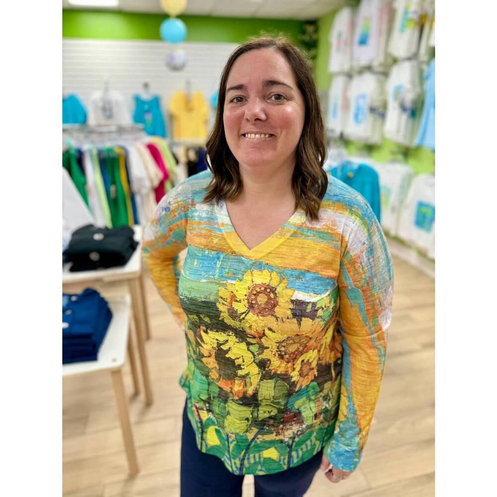 NEW INOAH sunny days top in yellow